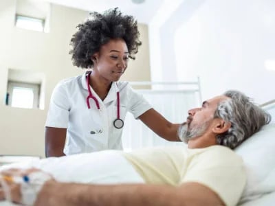 Unternehmensberatung Pflegedienstleistungen und Krankenversicherung: Was wird abgedeckt und wie beantragen Sie Unterstützung?