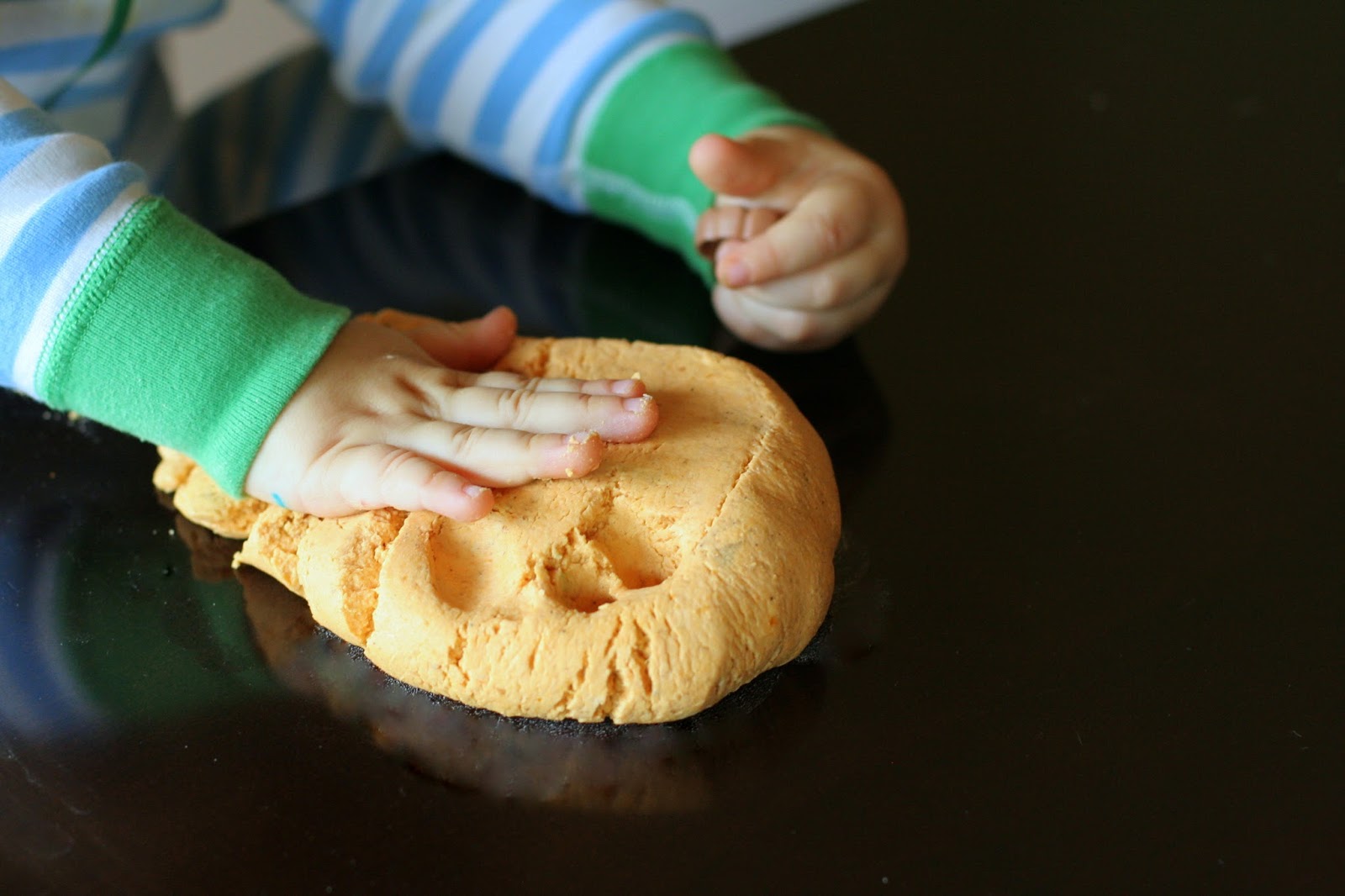 Kreatives Spielen fordern mit Kreative Beschaeftigung Kinder 3 Jahre Konzepten