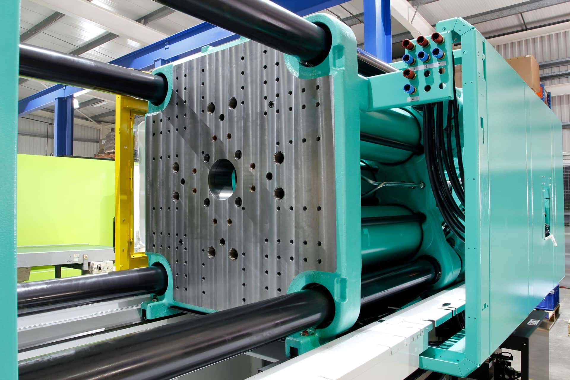 Maxnext GmbH: Spritzguss Online – Die Lösung für Ihre Prototypen in Rekordzeit