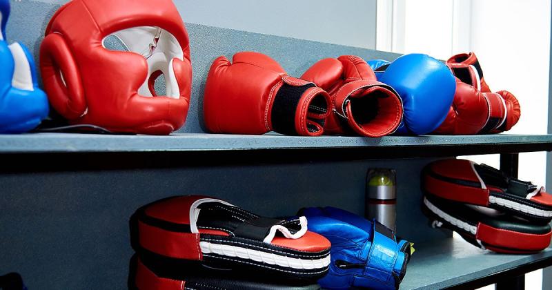 Finde das beste Kampfsport Zubehör bei PittsWear – für jeden Kämpfer!