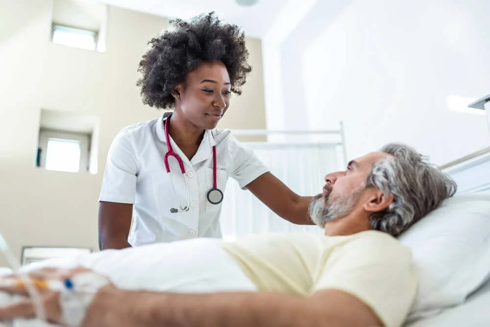 Unternehmensberatung Pflegedienstleistungen und Krankenversicherung: Was wird abgedeckt und wie beantragen Sie Unterstützung?