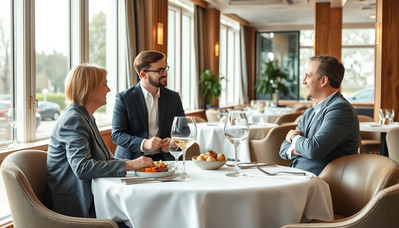 Headhunter Gastronomie führt ein Gespräch mit einem Bewerber in einem stilvollen Restaurant.